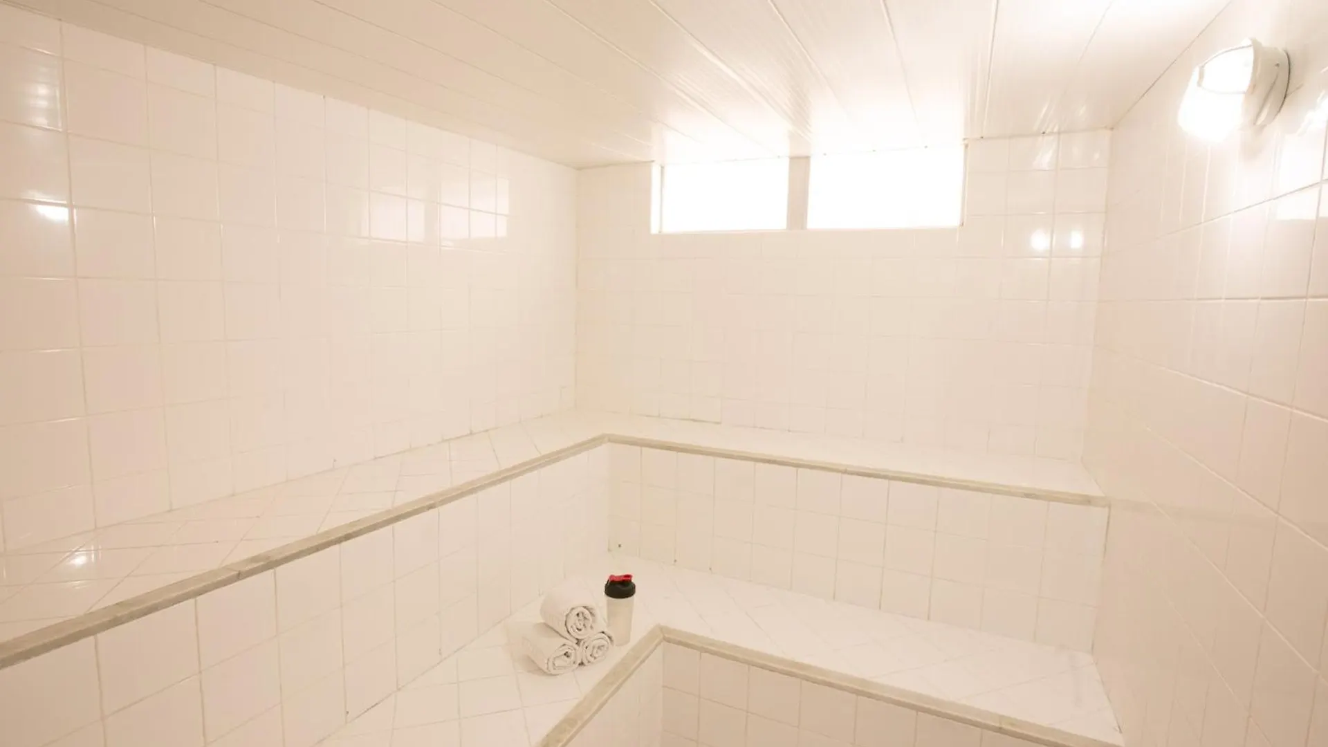 Multiparque Hplus Long Stay Guara  Hotel