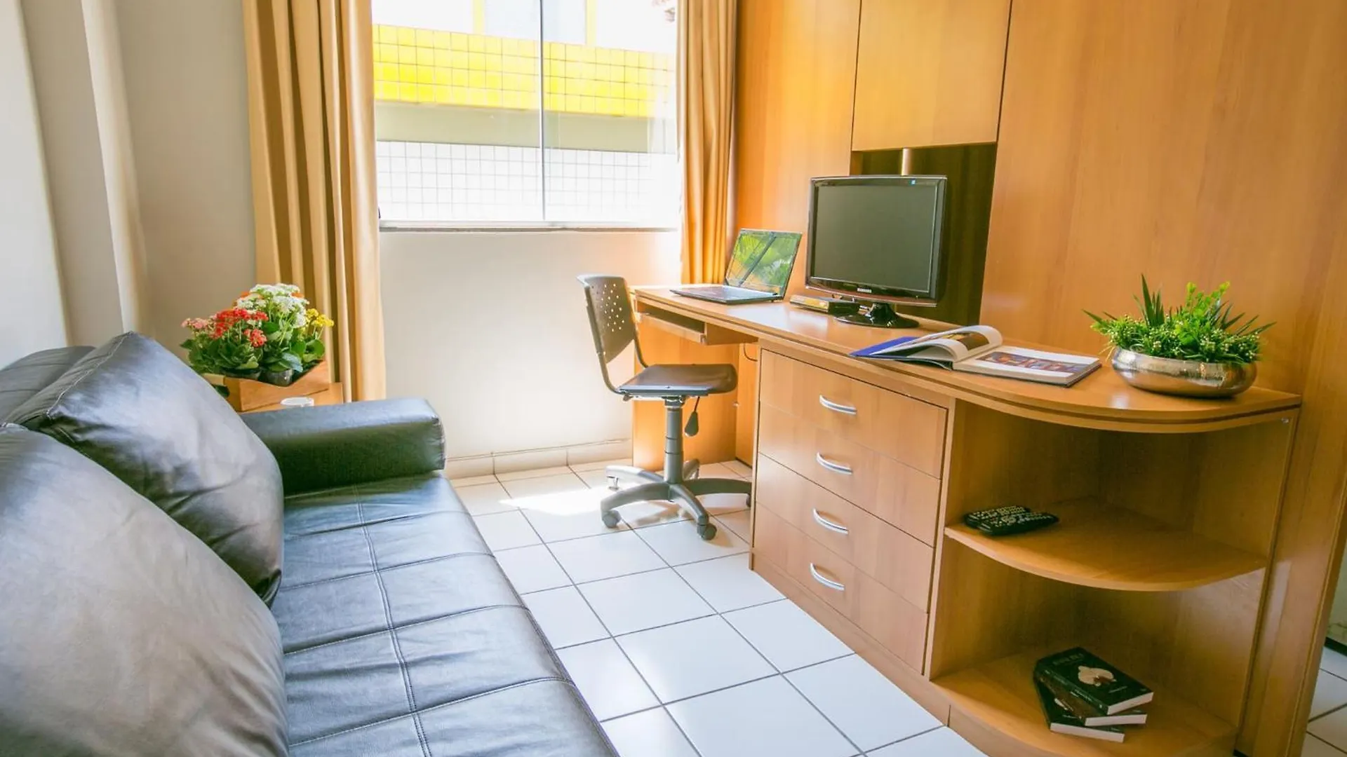 Multiparque Hplus Long Stay Guara  3*, Guara (Federal District) Brazil